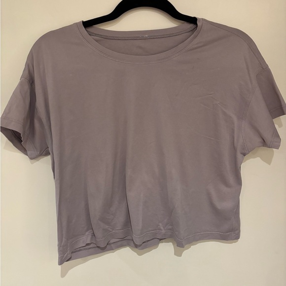 Lululemon soft purple cropped tshirt - Picture 3 of 3